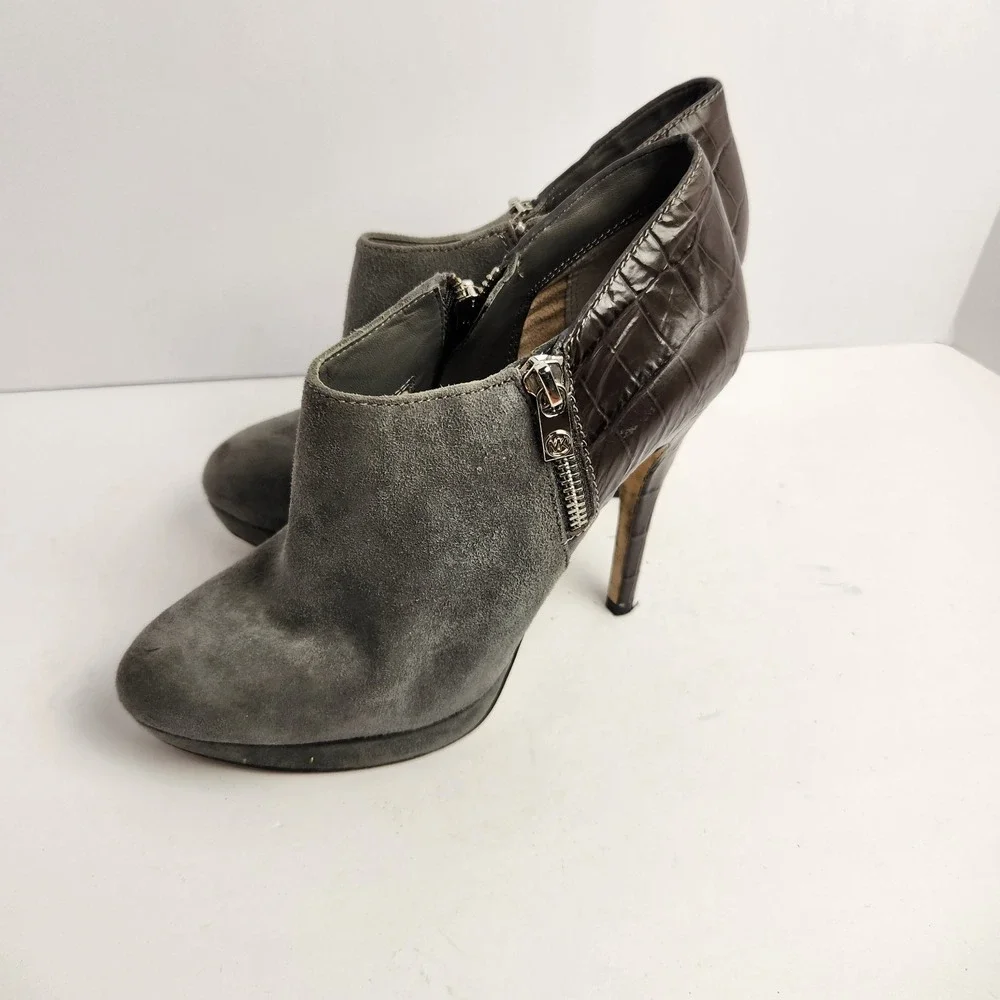 Michael‎ Kors York Women's Platform Side Zip Heeled Bootie Gray Size 6.5